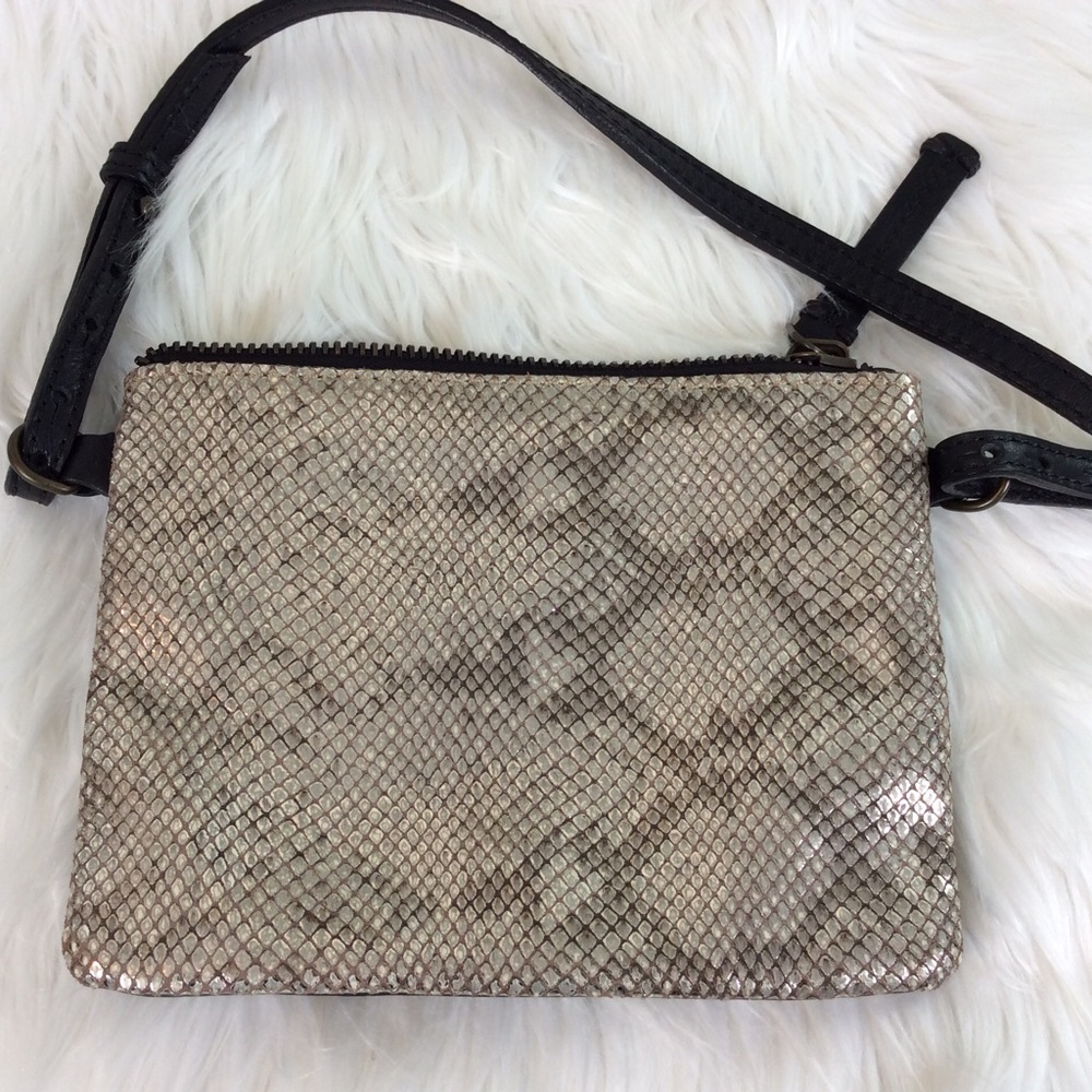 49 Square Miles Manuella small leather crossbody. - Picture 9 of 9